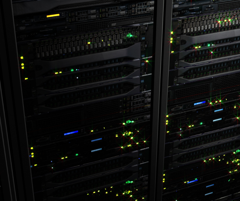 Why Dedicated Servers Are Essential for High-Traffic Websites